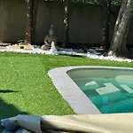 بيت للعطل Jacuzzi A L'abri Des Vents قرقشونه
