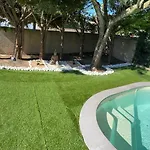 Jacuzzi A L'abri Des Vents قرقشونه