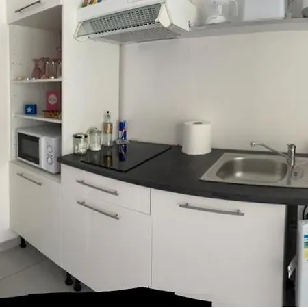 Holiday home Jacuzzi A L'abri Des Vents *