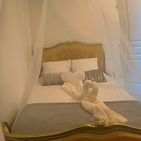 Jacuzzi A L'abri Des Vents 펜션