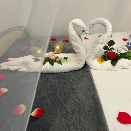 Jacuzzi A L'abri Des Vents 펜션