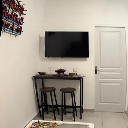 Jacuzzi A L'abri Des Vents *