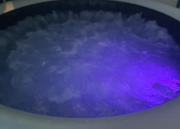 Jacuzzi à L'abri Des Vents *
